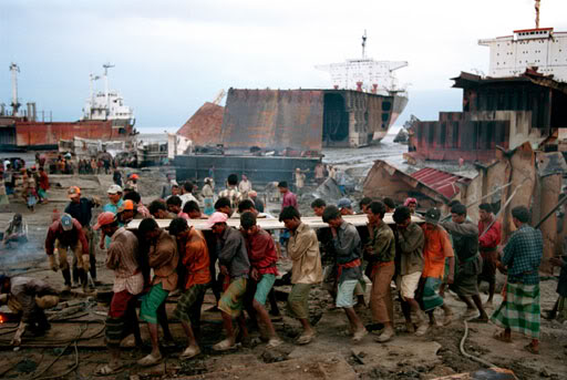 Chittagong, Bangladesh. Desguace de grandes barcos (21) | ArteHabitat